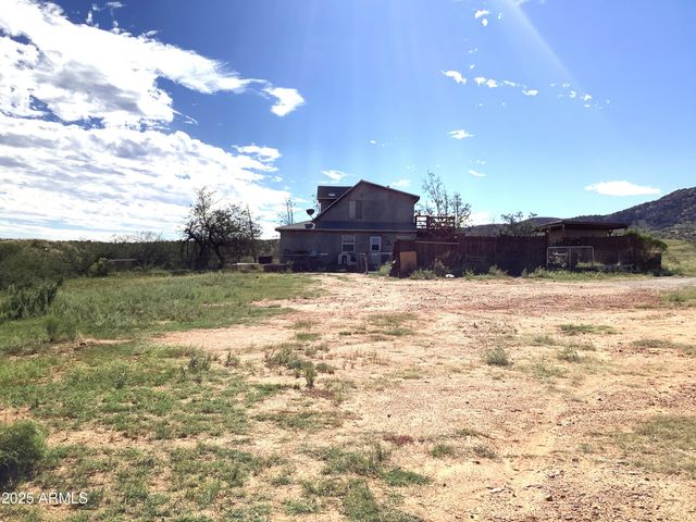 6265 W COPPER BUG Road, Elfrida, AZ 85610