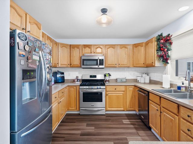 8407 Heron Lake Road, St. John, IN 46373