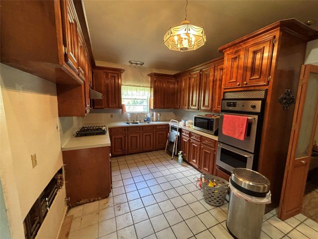 9114 Easthaven Boulevard, Houston, TX 77075