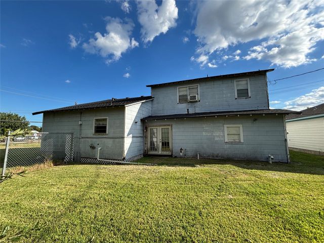 9114 Easthaven Boulevard, Houston, TX 77075