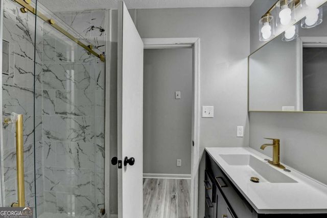 1018 Wayne Drive, Snellville, GA 30078
