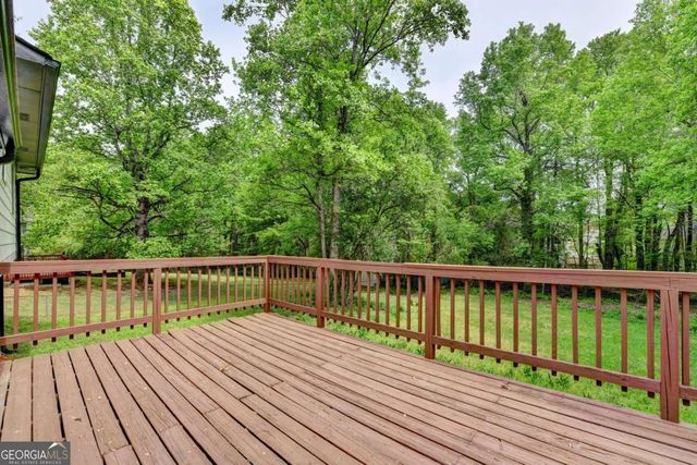 1018 Wayne Drive, Snellville, GA 30078