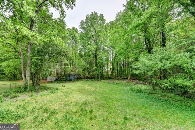 1018 Wayne Drive, Snellville, GA 30078