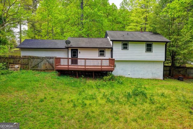 1018 Wayne Drive, Snellville, GA 30078