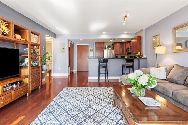 533 Cambridge St 308, Boston, MA 02134