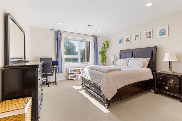 533 Cambridge St 308, Boston, MA 02134