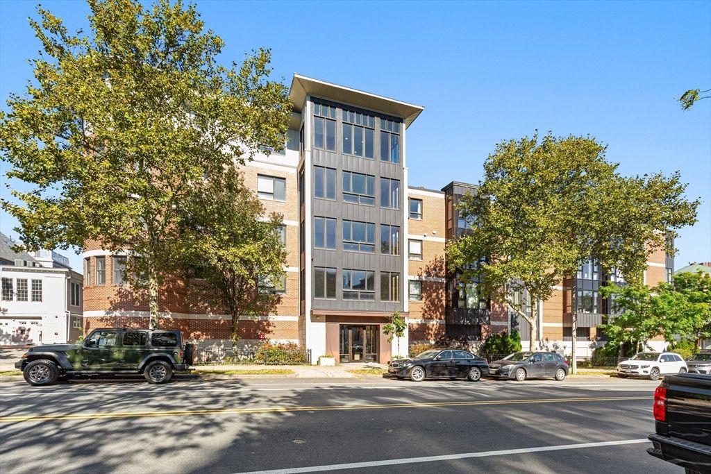 533 Cambridge St 308, Boston, MA 02134