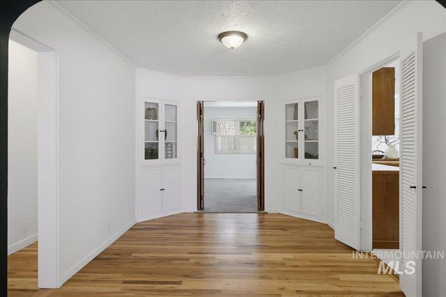 3510 N Sycamore Dr, Boise, ID 83703