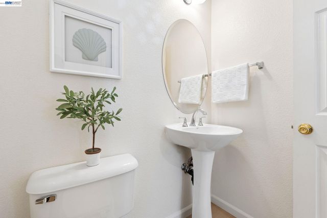 6325 Bray Ct, Dublin, CA 94568