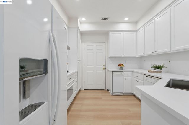 6325 Bray Ct, Dublin, CA 94568