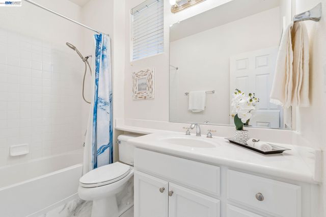6325 Bray Ct, Dublin, CA 94568