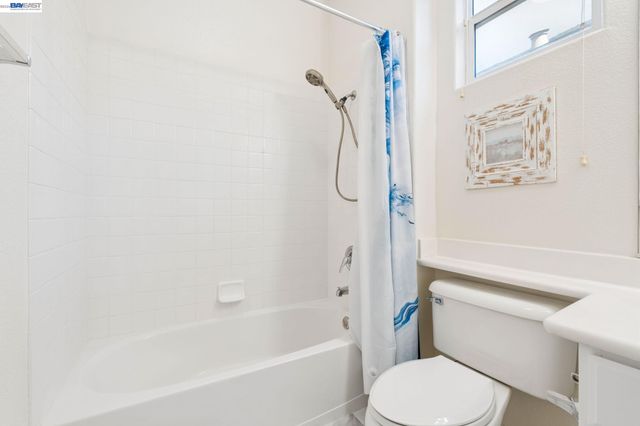 6325 Bray Ct, Dublin, CA 94568