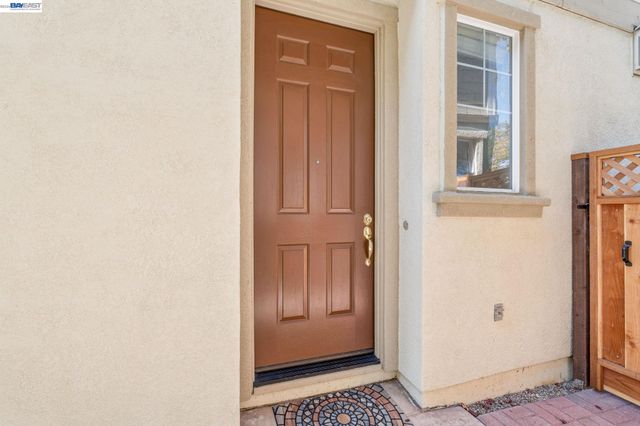 6325 Bray Ct, Dublin, CA 94568