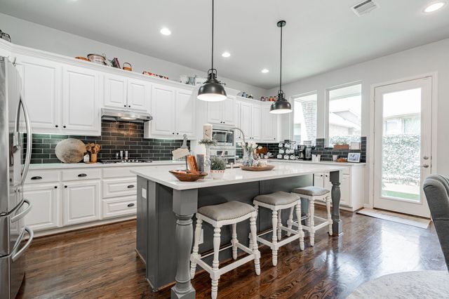 2853 Wellbourne Drive, Carrollton, TX 75006
