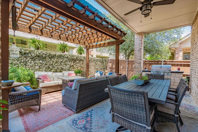 2853 Wellbourne Drive, Carrollton, TX 75006