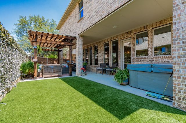 2853 Wellbourne Drive, Carrollton, TX 75006