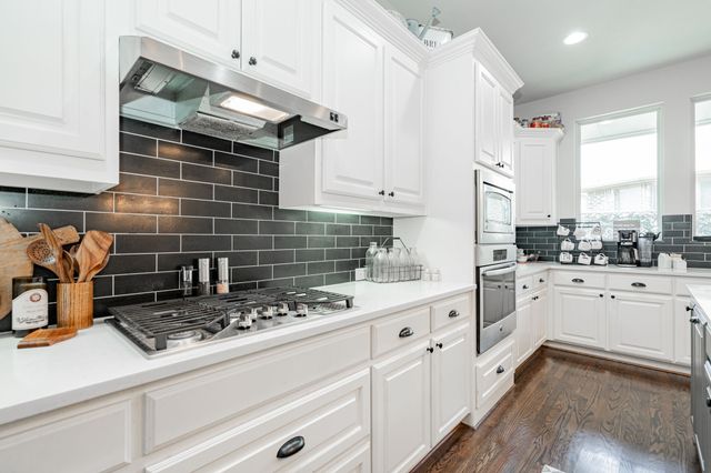 2853 Wellbourne Drive, Carrollton, TX 75006