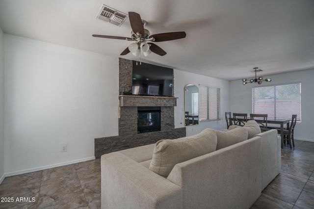 16006 W Lincoln Street, Goodyear, AZ 85338