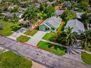 1442 Summit Run Circle, West Palm Beach, FL 33415