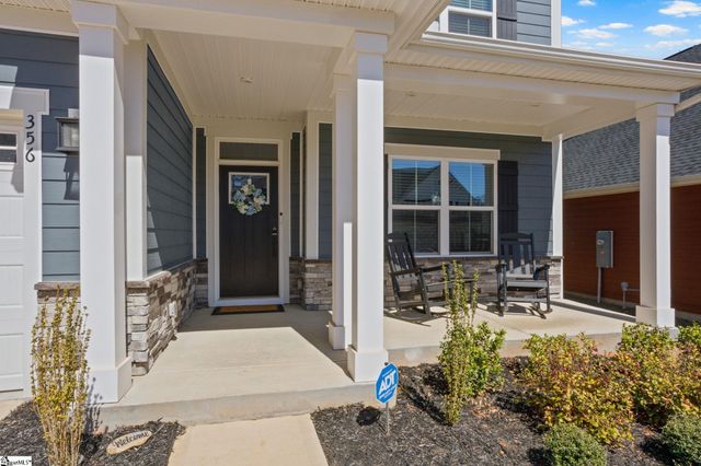 356 Hollythorpe Lane, Fountain Inn, SC 29644