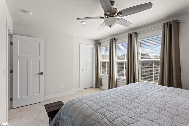 356 Hollythorpe Lane, Fountain Inn, SC 29644