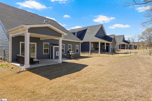 356 Hollythorpe Lane, Fountain Inn, SC 29644