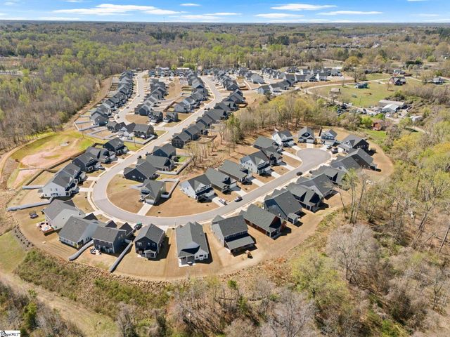 356 Hollythorpe Lane, Fountain Inn, SC 29644