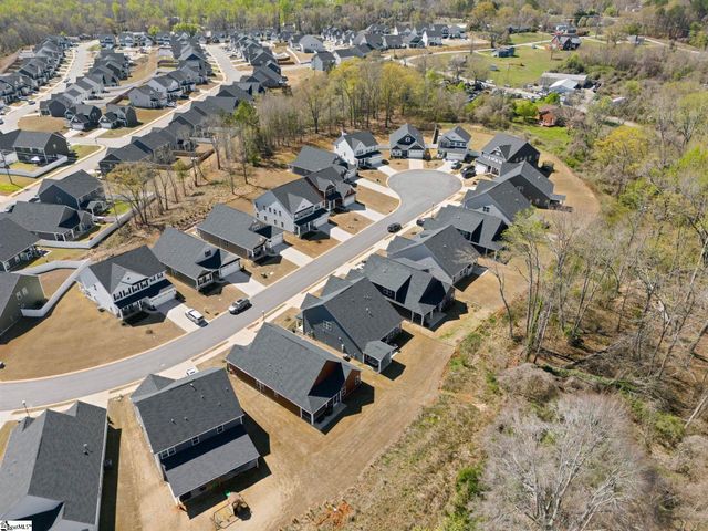 356 Hollythorpe Lane, Fountain Inn, SC 29644