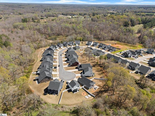 356 Hollythorpe Lane, Fountain Inn, SC 29644