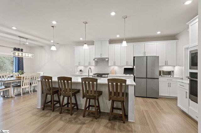 356 Hollythorpe Lane, Fountain Inn, SC 29644