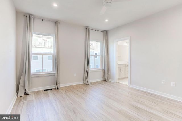 1657 ASPEN POPLAR RD, Dumfries, VA 22026