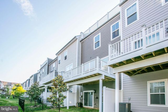 1657 ASPEN POPLAR RD, Dumfries, VA 22026