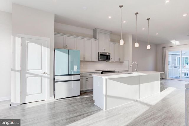 1657 ASPEN POPLAR RD, Dumfries, VA 22026