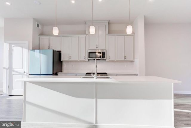 1657 ASPEN POPLAR RD, Dumfries, VA 22026