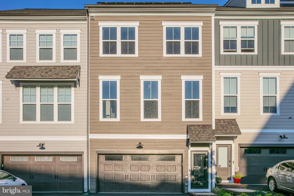 1657 ASPEN POPLAR RD, Dumfries, VA 22026