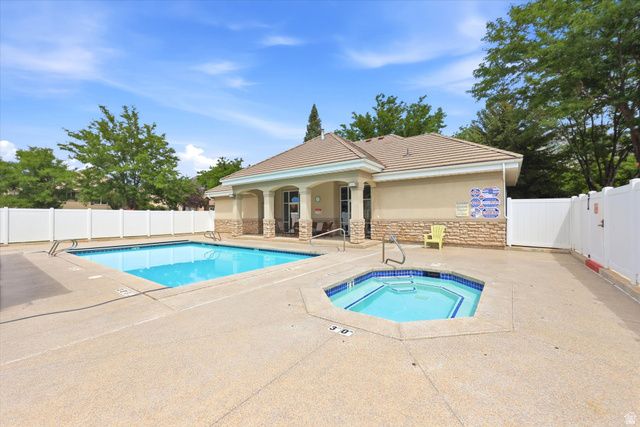 9604 N APPLE CT, Cedar Hills, UT 84062