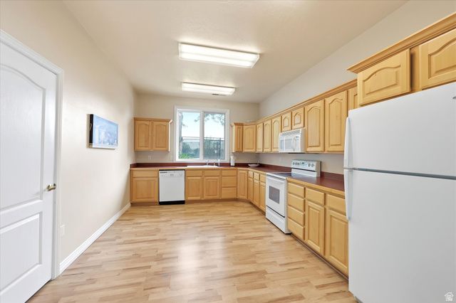 9604 N APPLE CT, Cedar Hills, UT 84062