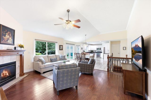 9604 N APPLE CT, Cedar Hills, UT 84062