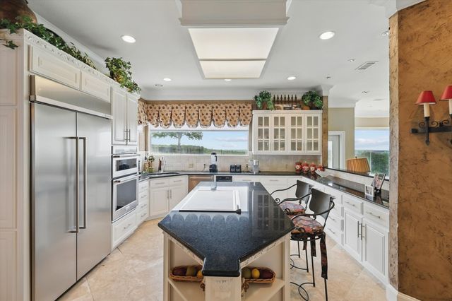8908 Oakmont Court, Flower Mound, TX 75022