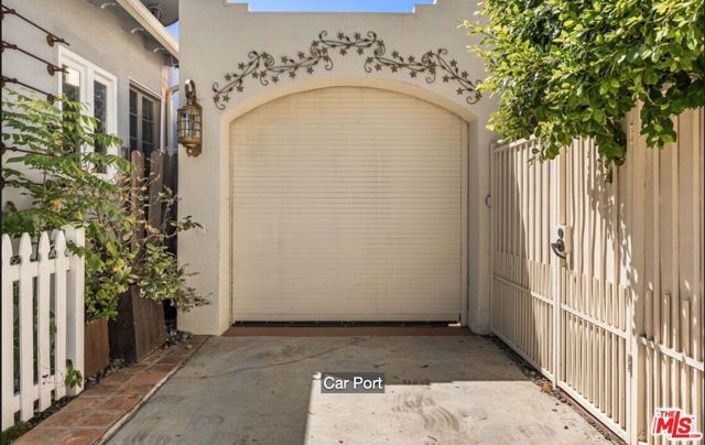 9060 Harland Avenue, West Hollywood, CA 90069