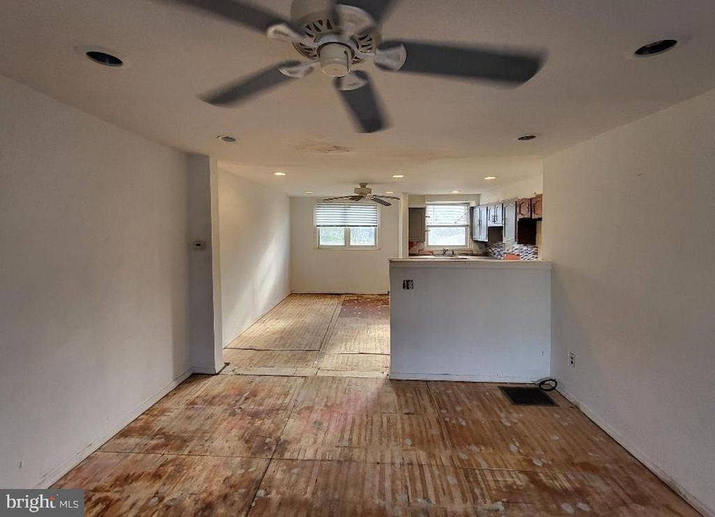 1738 S RUBY ST, PHILADELPHIA, PA 19143 — photo 4