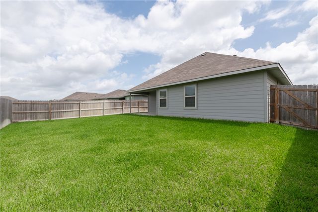 2166 Chief Street, Bryan, TX 77807