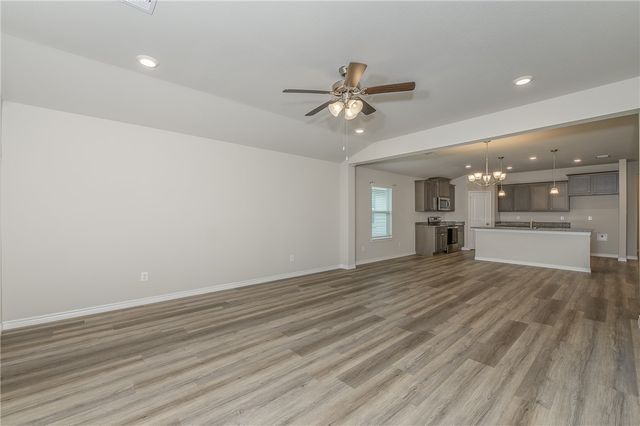 2166 Chief Street, Bryan, TX 77807