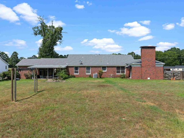 107 Cottage, Carthage, TX 75633