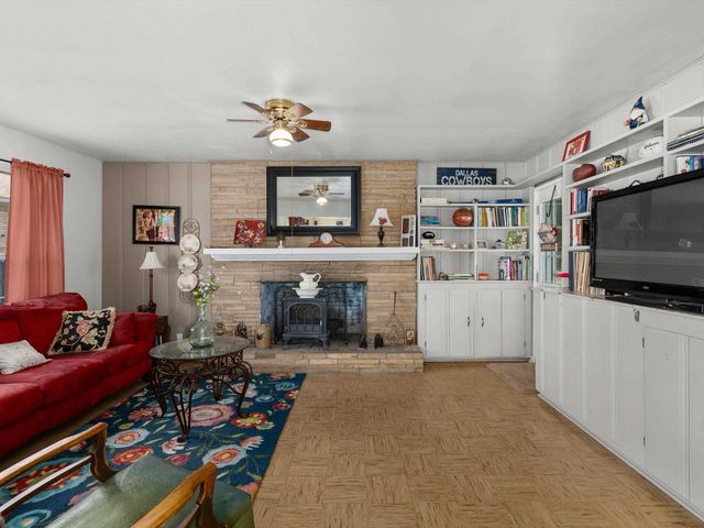 107 Cottage, Carthage, TX 75633