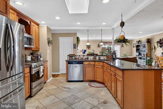 29 BROOKSTONE DR, Voorhees, NJ 08043
