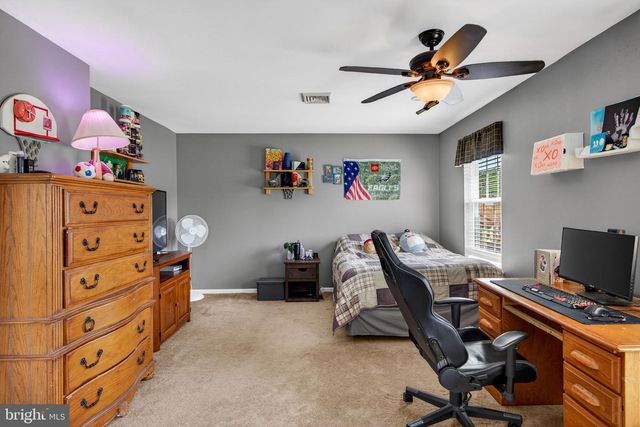 29 BROOKSTONE DR, Voorhees, NJ 08043