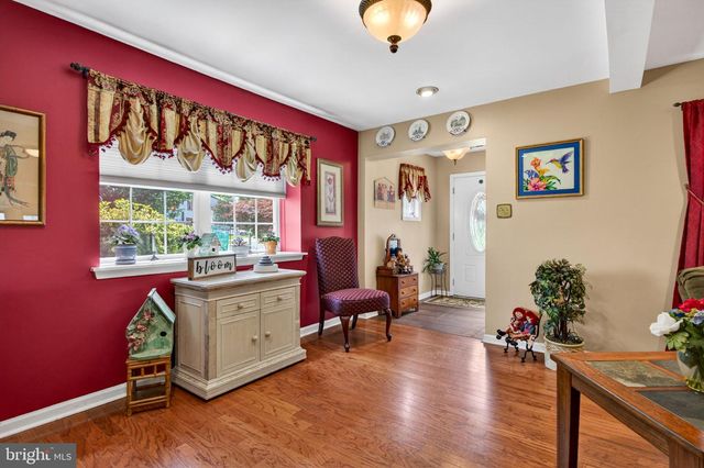 29 BROOKSTONE DR, Voorhees, NJ 08043