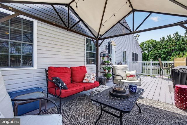 29 BROOKSTONE DR, Voorhees, NJ 08043