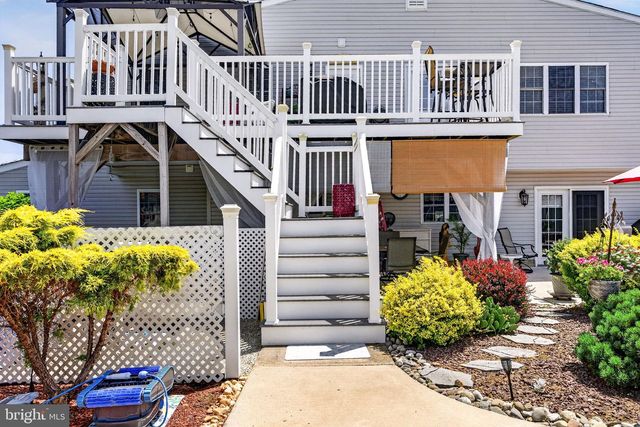 29 BROOKSTONE DR, Voorhees, NJ 08043